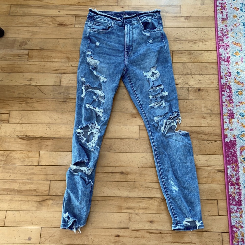 American Eagle Stretch Distressed Jean